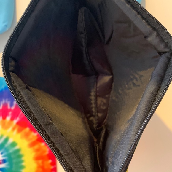 Tye dye waterproof cosmetics bag - Picture 2 of 2